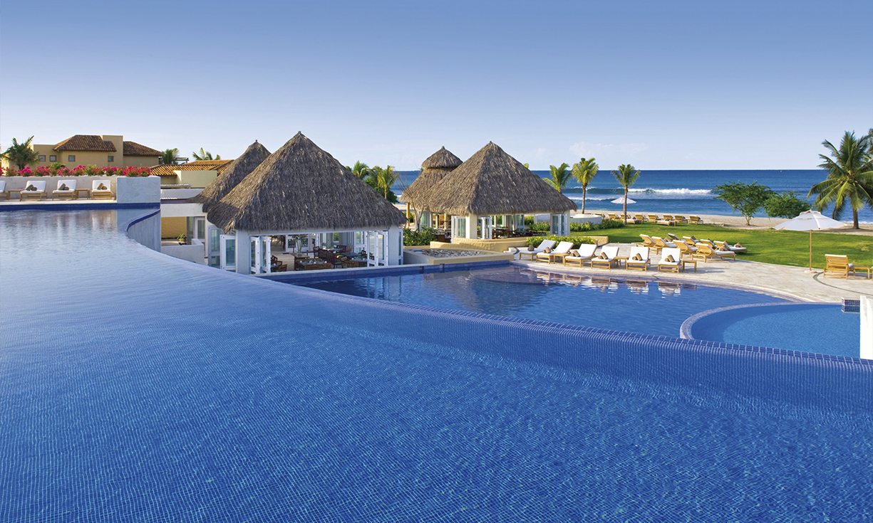 ©EDSA | St. Regis Punta Mita | Infinity Pools, Huts and Sea