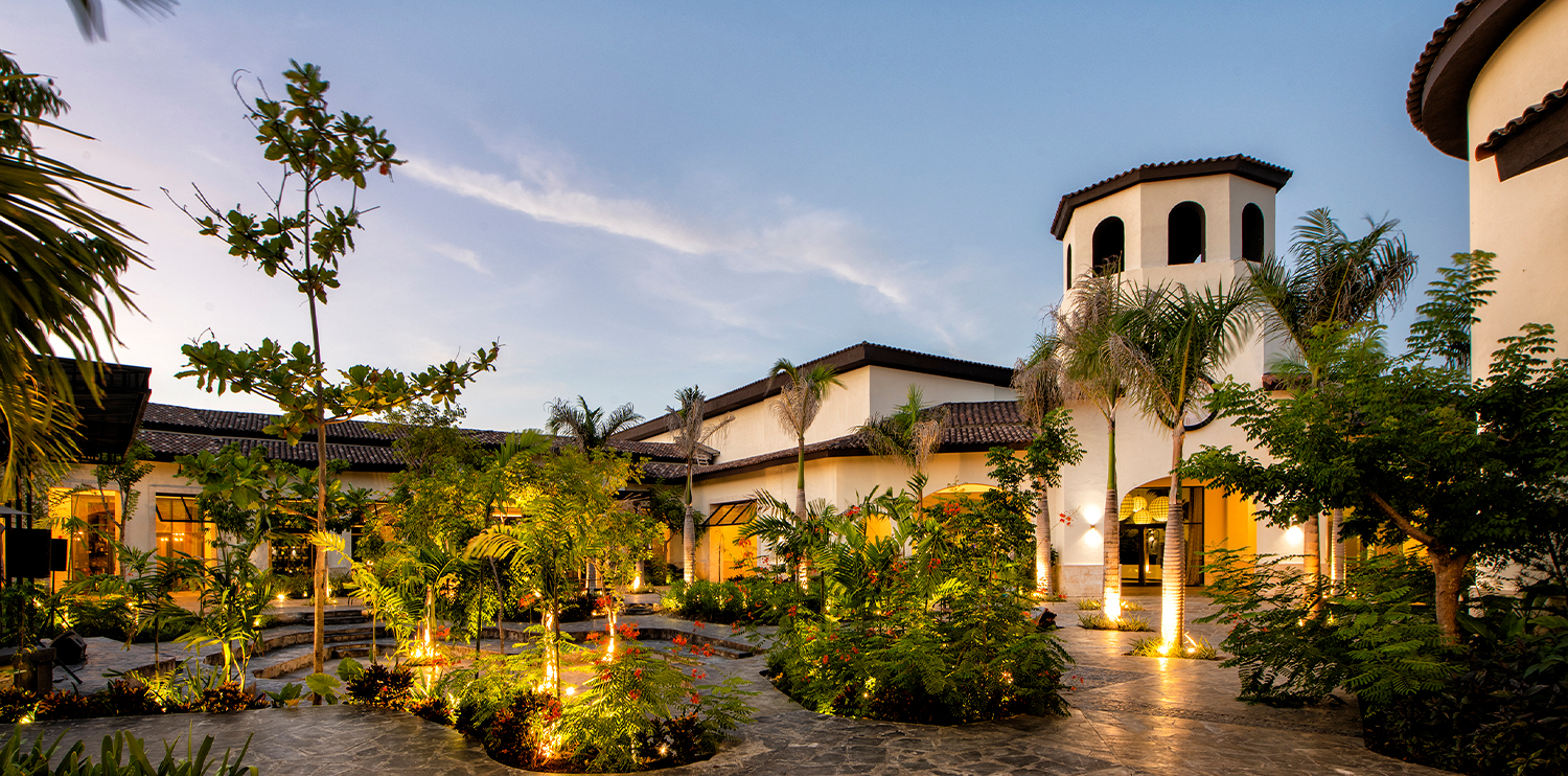 ©EDSA | Lopesan Costa Bavaro Resort | Courtyard