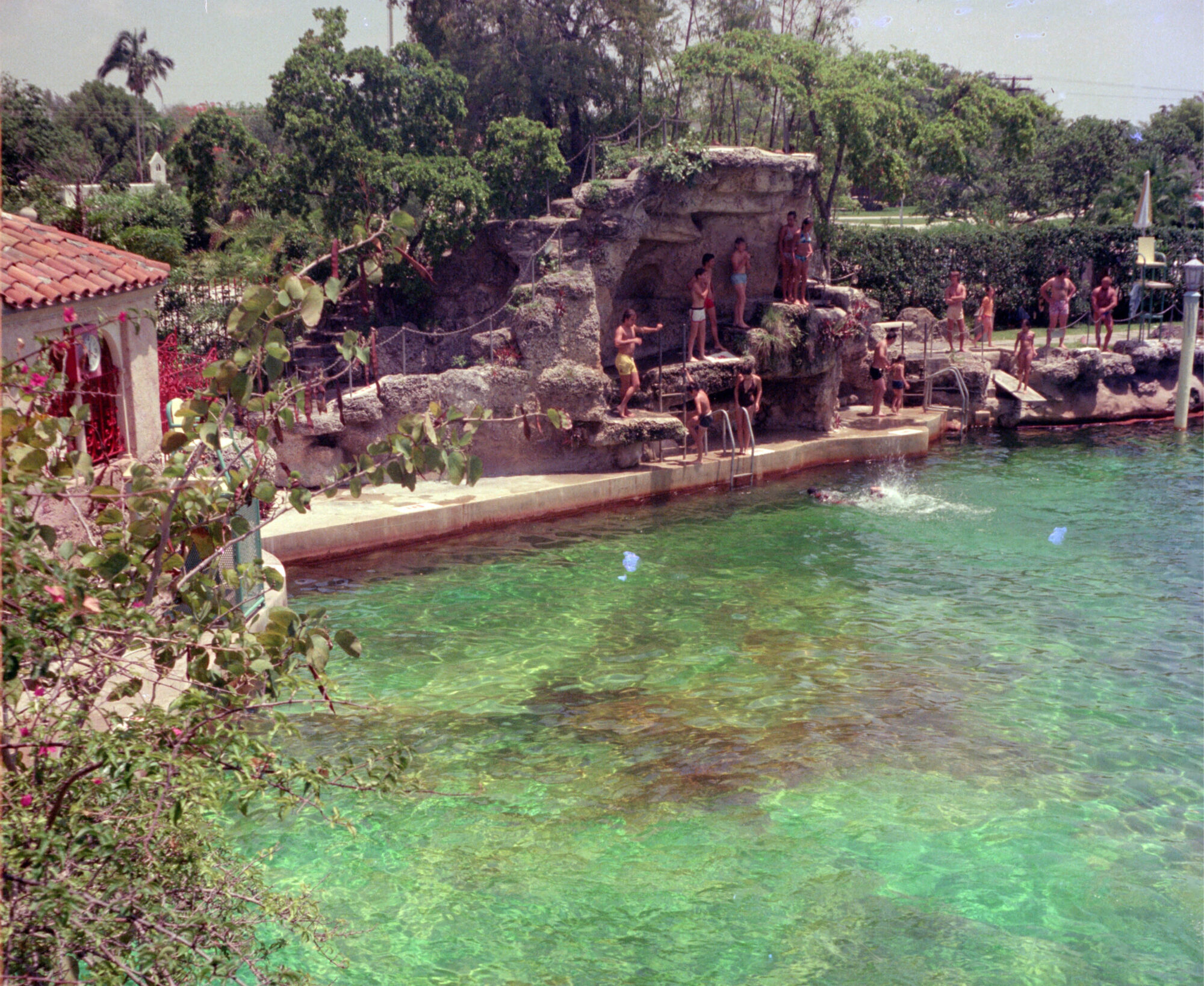 ©EDSA | Venetian Resort | Kids Playing in Pool